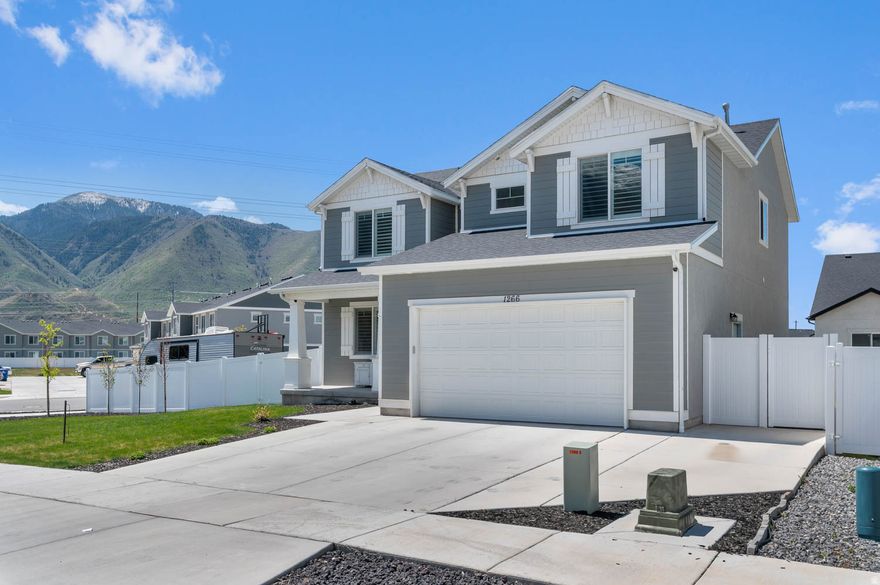 OPEN HOUSE: Saturday, May 2nd 10-12:30.  Great New Single Family home with fully finished yard. This home shows like a brand new home and has a larger .18 acre corner lot. Neighborhood has pool, pickleball courts, bike pump track, walking paths, and playgrounds. Complete with quartz counter tops, large open concept plan, upgraded flooring through out home, finished yard with RV parking and basketball court, 3 bedrooms and open loft with room to grow in the basement, and much more. Conveniently located minutes from schools, shopping, walking trails, new temple site, Spanish Oaks Reservoir,  and more. Home shows great and is easy to show.