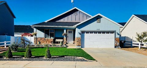 Tiny photo for 517 E 1140 S, Roosevelt, UT 84066 (MLS # 2135051)