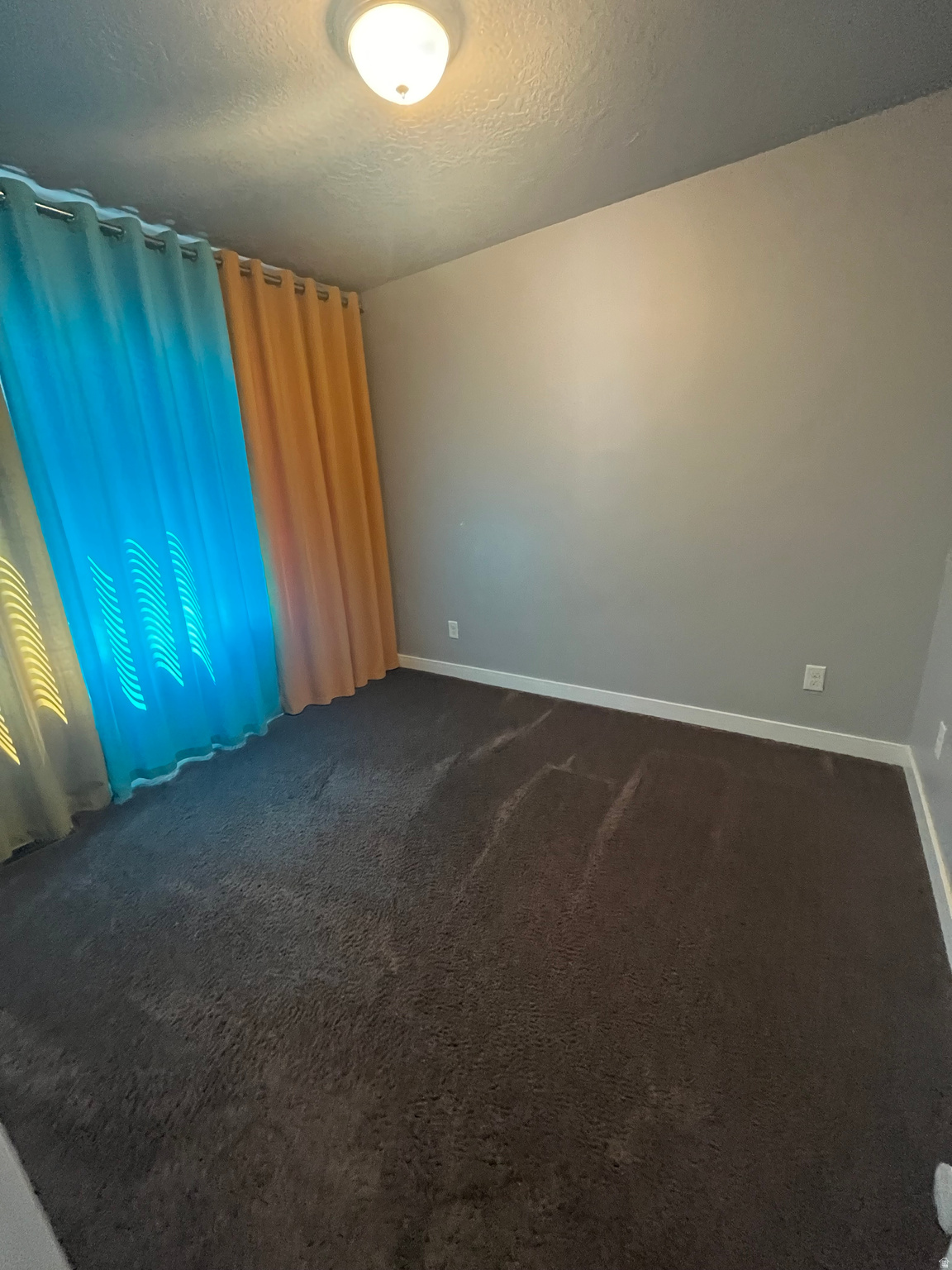 UINTAH SHADOWS - Residential