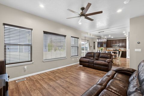 Tiny photo for 3957 W JORDAN VIEW DR, Lehi, UT 84043 (MLS # 2154323)