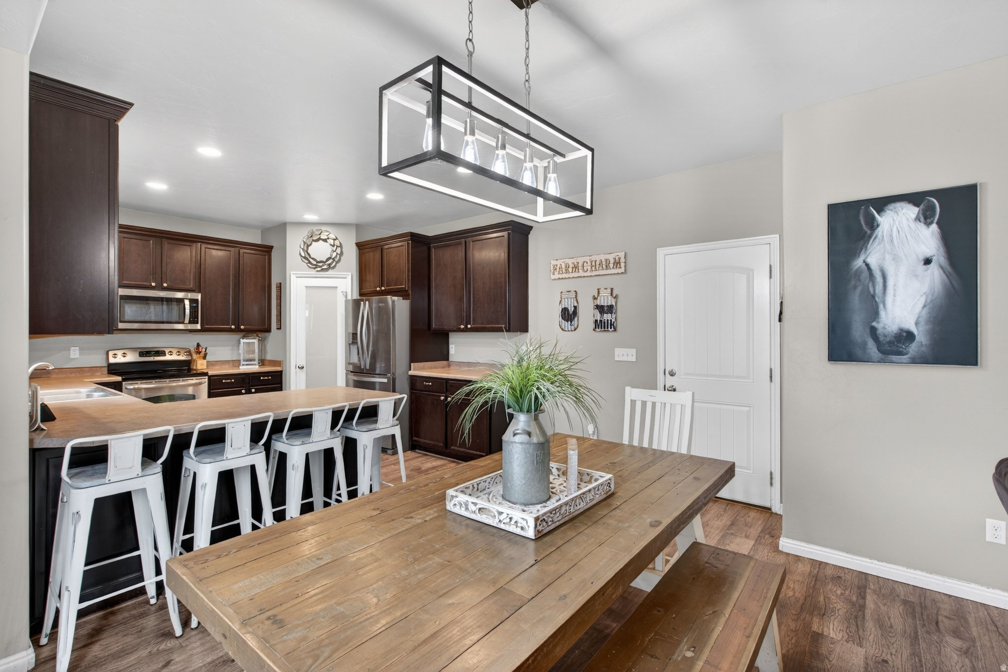 JORDAN WILLOWS II - Residential
