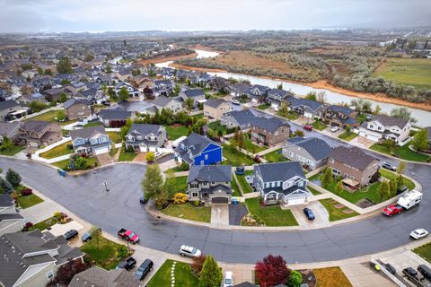 Tiny photo for 3957 W JORDAN VIEW DR, Lehi, UT 84043 (MLS # 2154323)