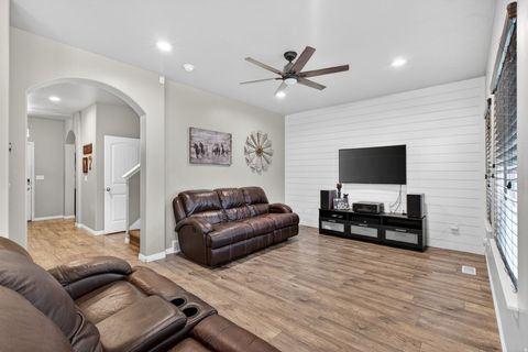 Tiny photo for 3957 W JORDAN VIEW DR, Lehi, UT 84043 (MLS # 2154323)