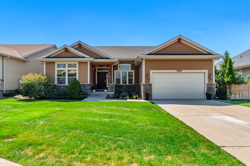 Photo of 14866 S VILLAGE VISTA DR, Draper, UT 84020 (MLS # 2176800)