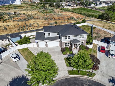 Tiny photo for 1319 W 650 S, Syracuse, UT 84075 (MLS # 2166101)
