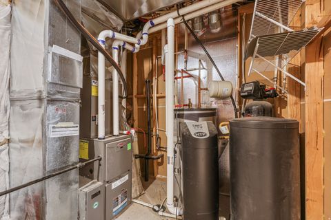 Tiny photo for 1319 W 650 S, Syracuse, UT 84075 (MLS # 2166101)