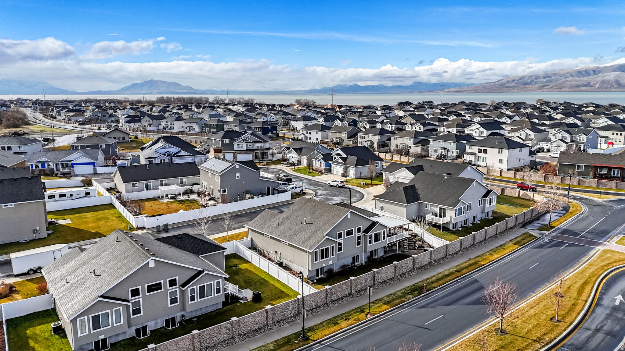 THE MEADOWS - Residential