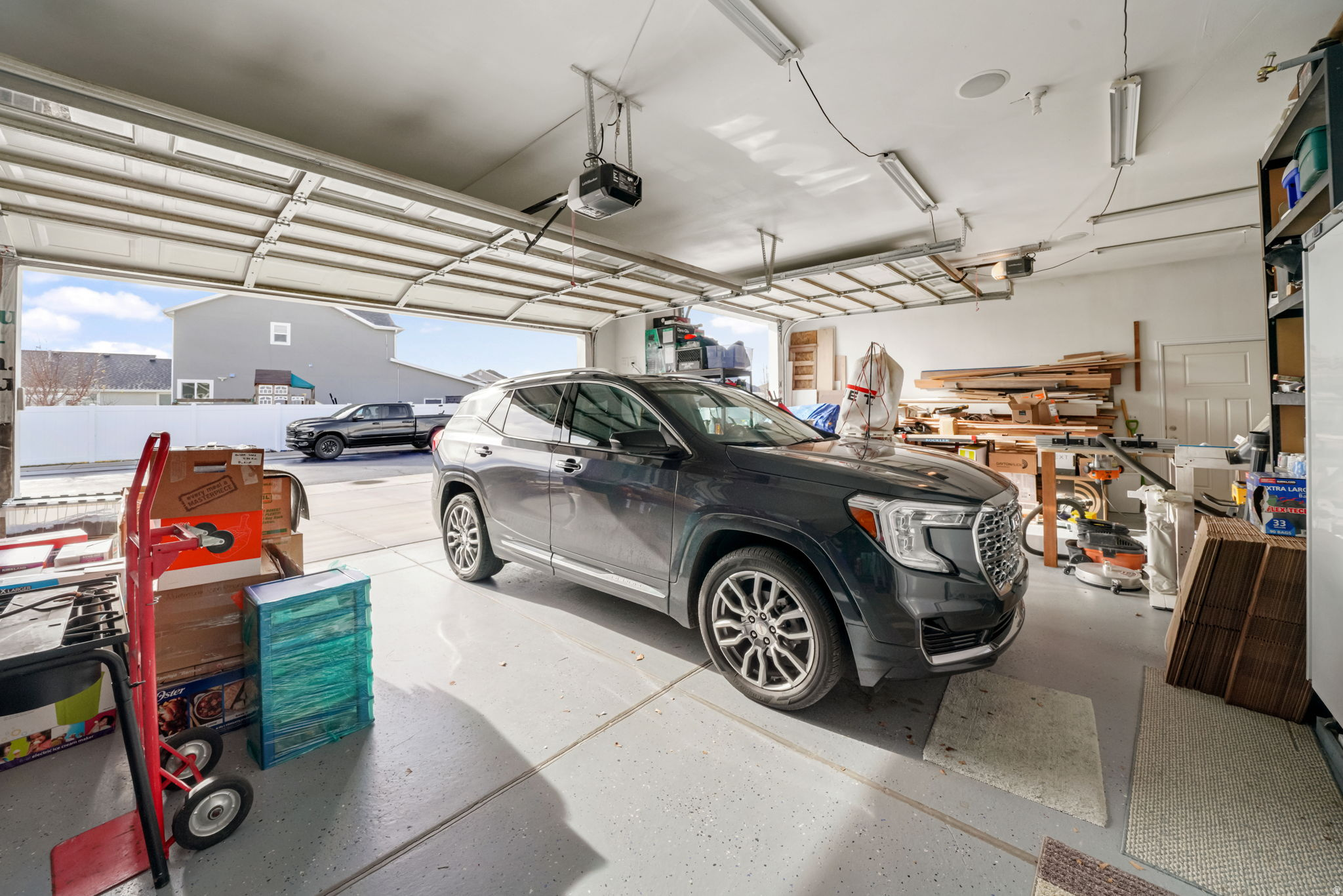 THE MEADOWS - Residential