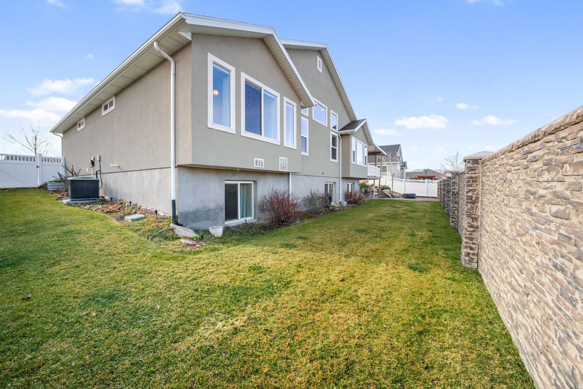 THE MEADOWS - Residential