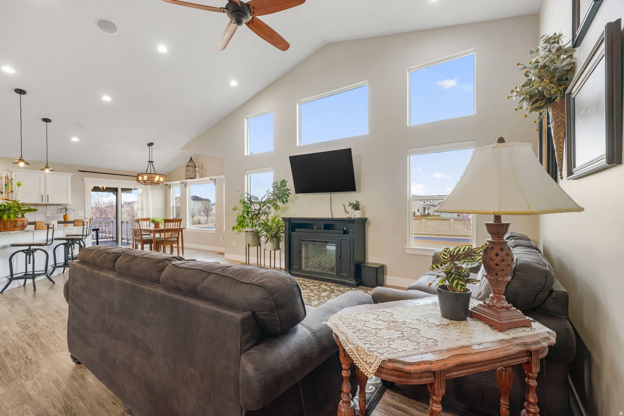 THE MEADOWS - Residential