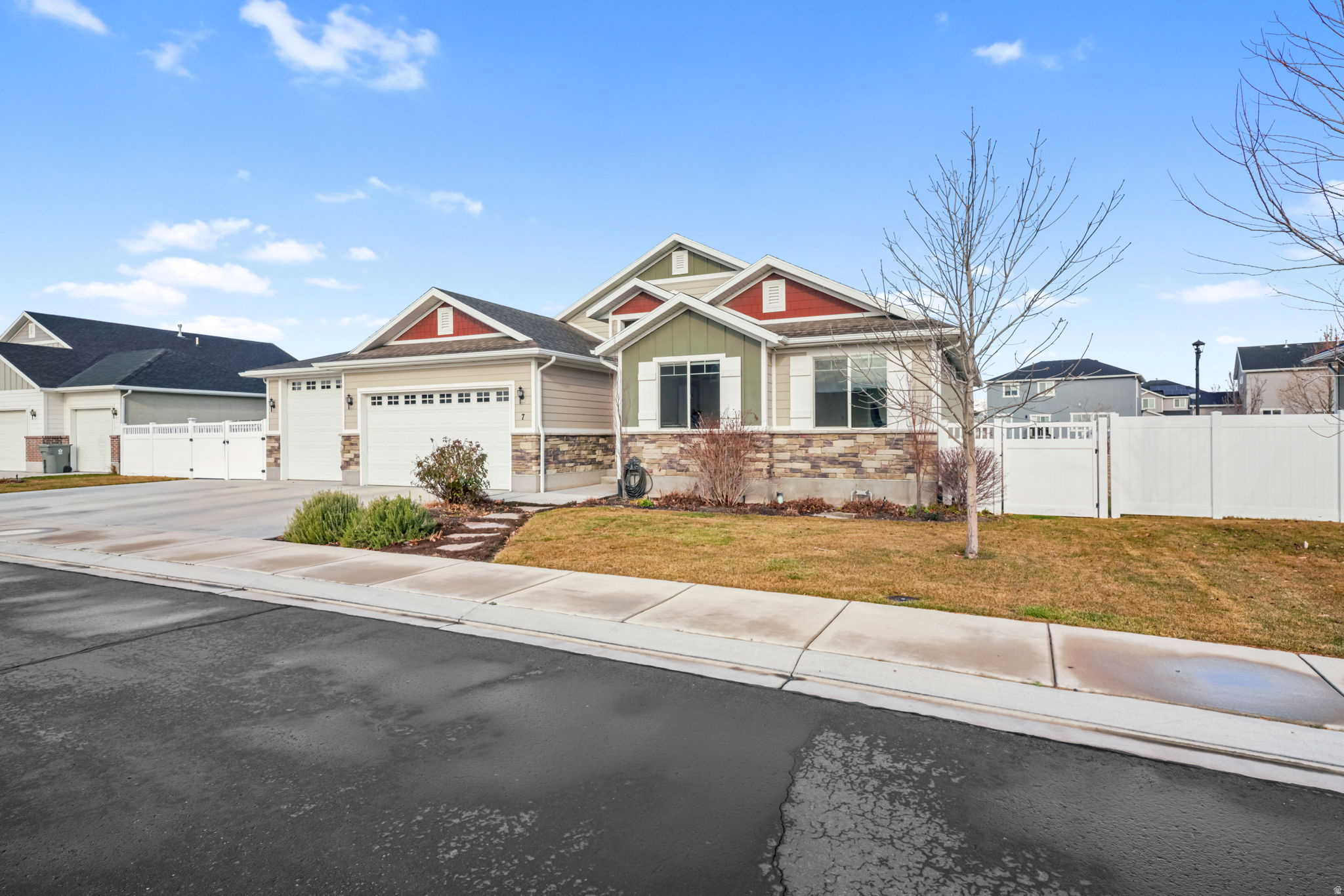 THE MEADOWS - Residential