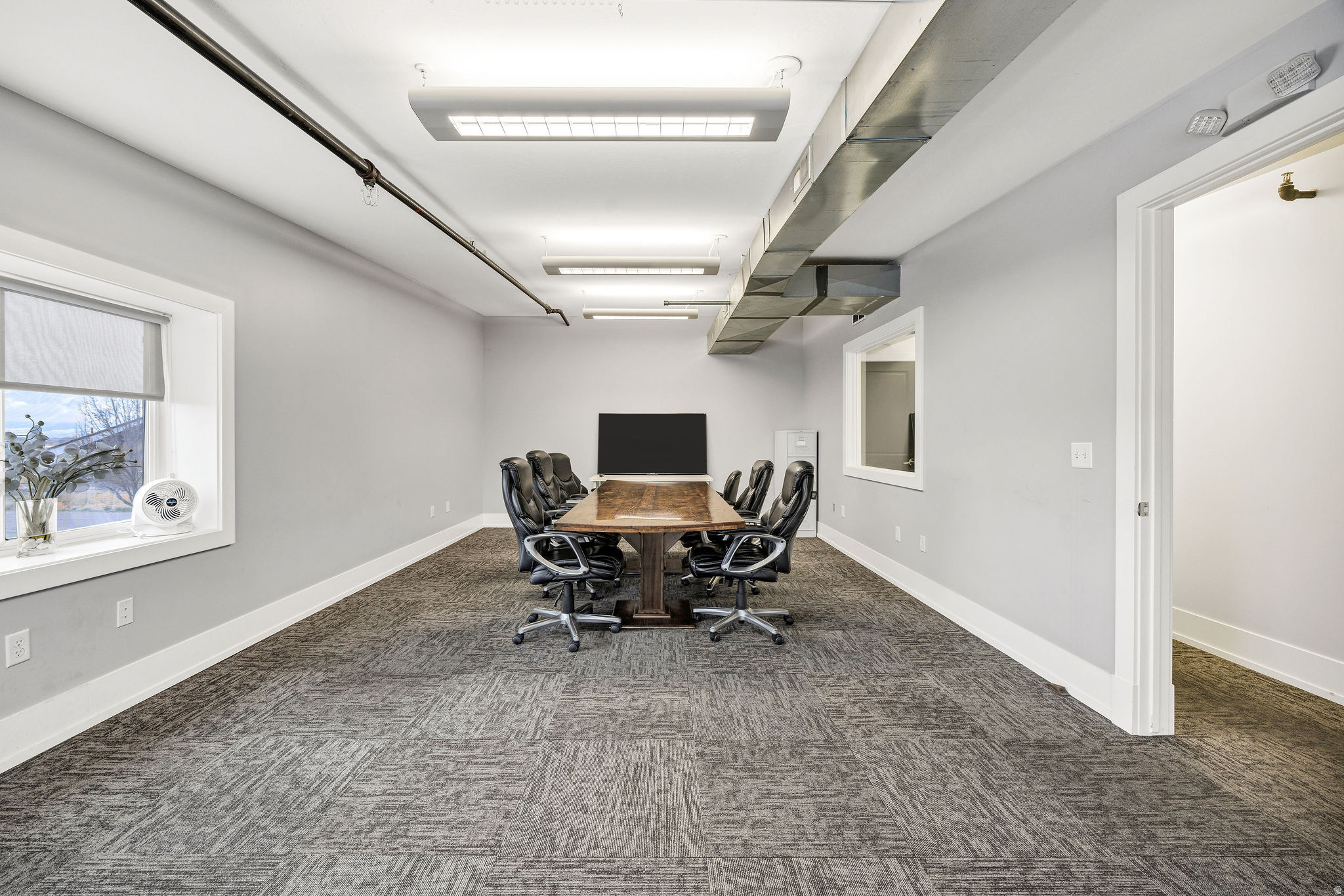 MALOUF SLEEP CONDOMINIUMS - Commercial Lease