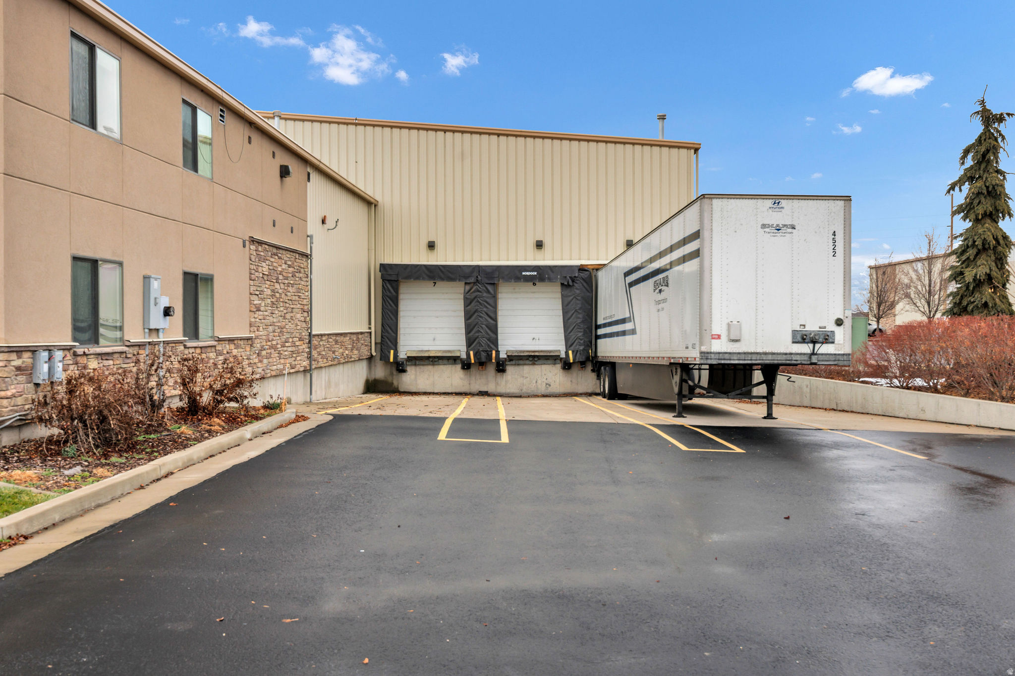 MALOUF SLEEP CONDOMINIUMS - Commercial Lease