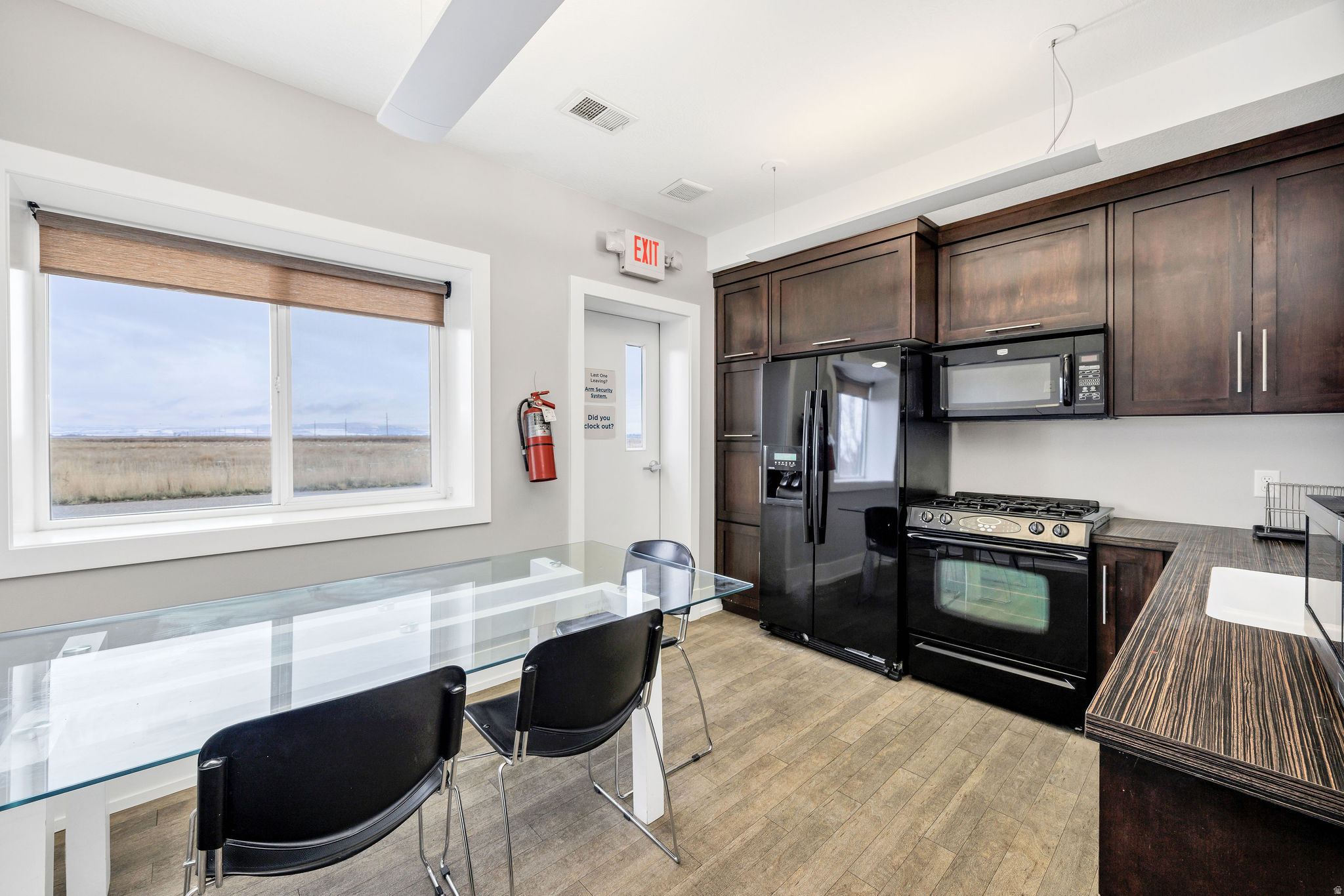 MALOUF SLEEP CONDOMINIUMS - Commercial Lease