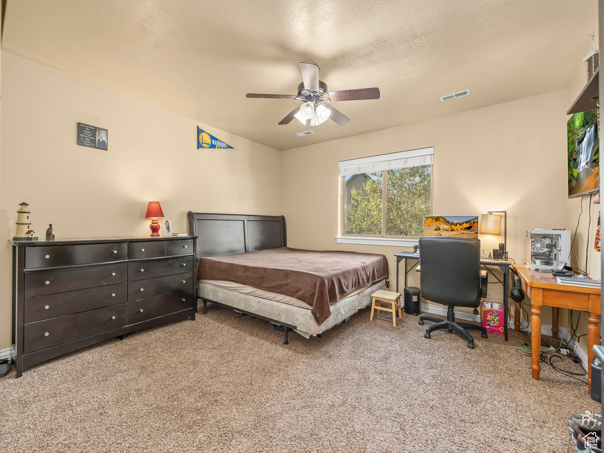 CANYON ROAD - Residential