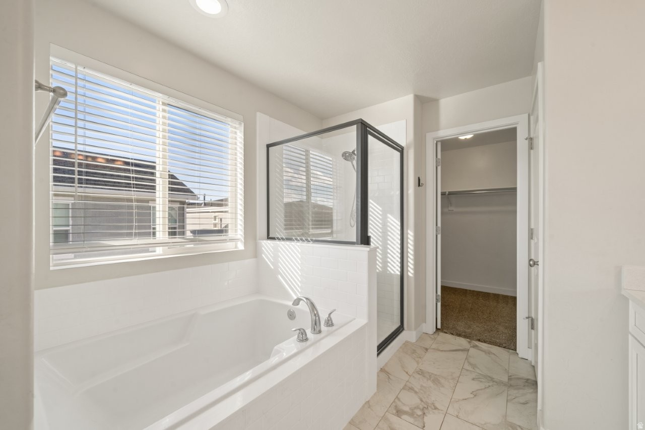 SALT POINT VISTA - Residential