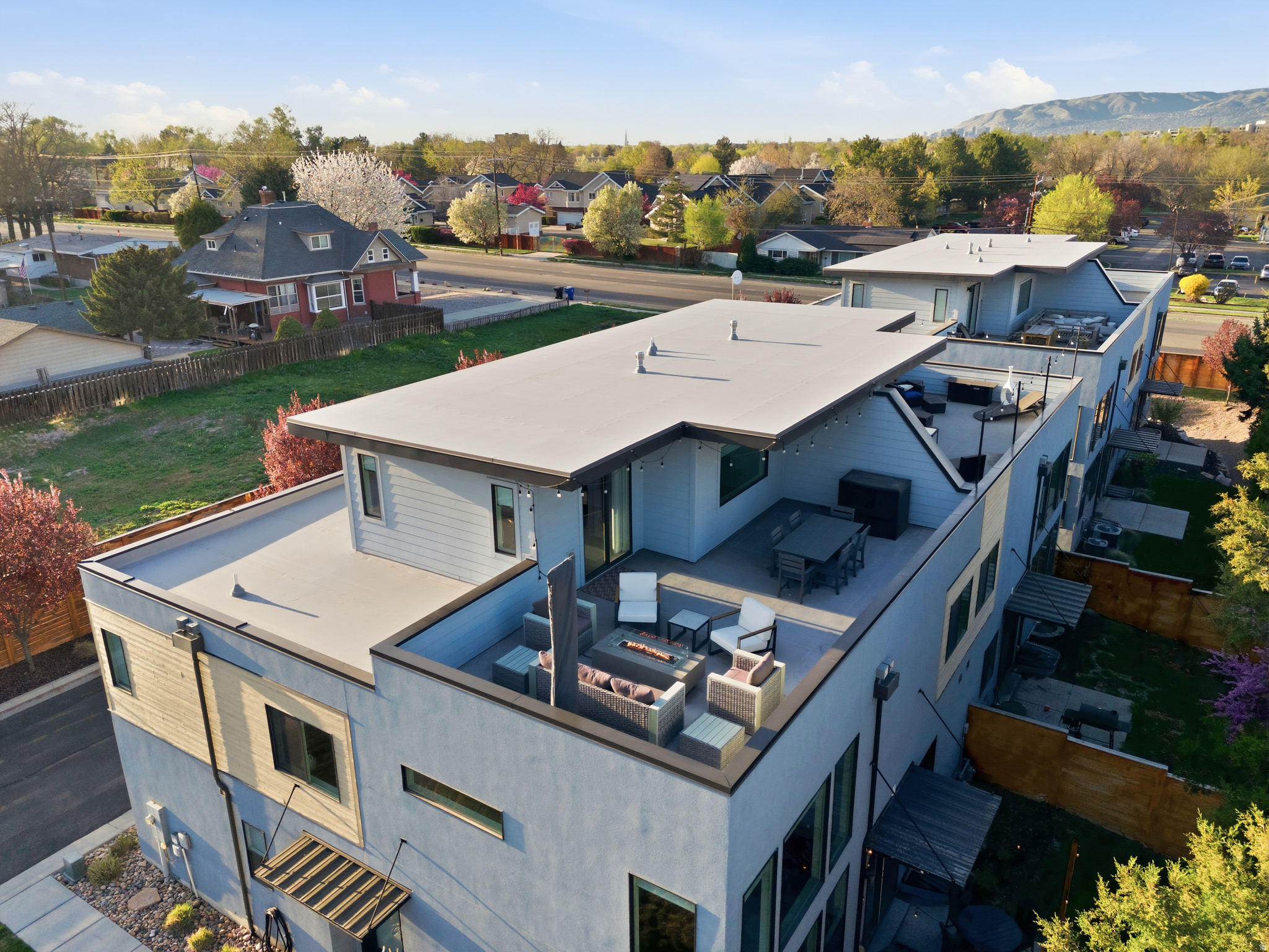 BLEECKER PLACE - Residential