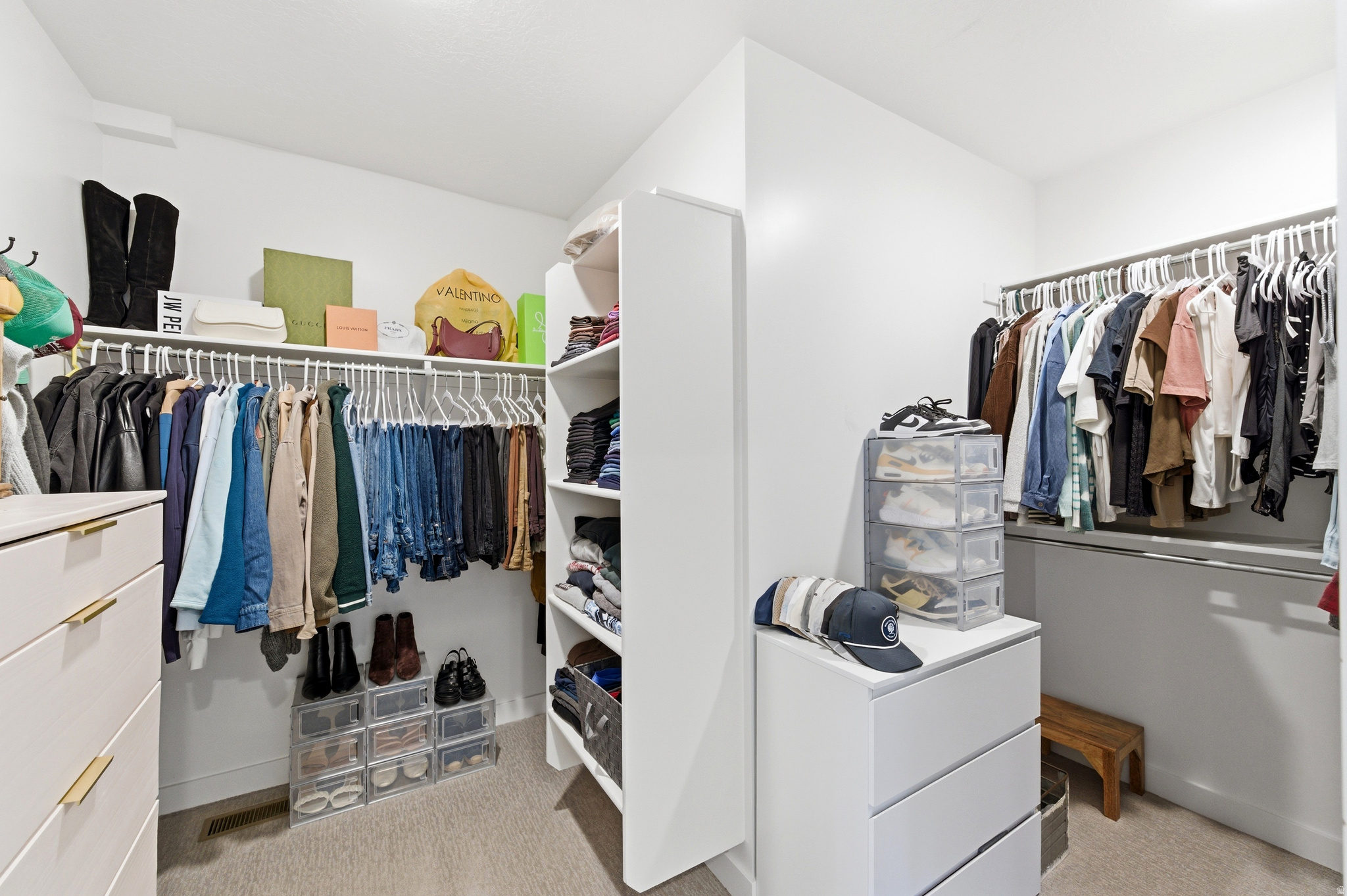 BLEECKER PLACE - Residential