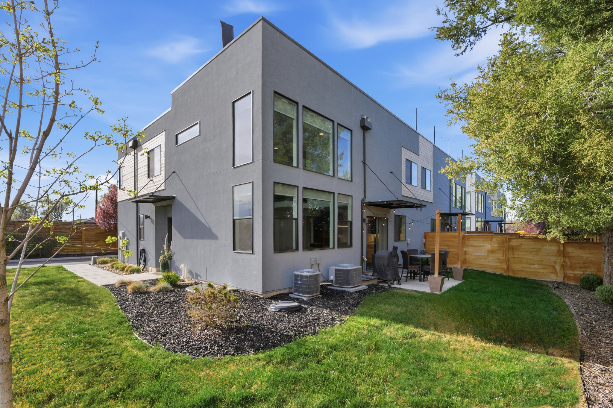 BLEECKER PLACE - Residential