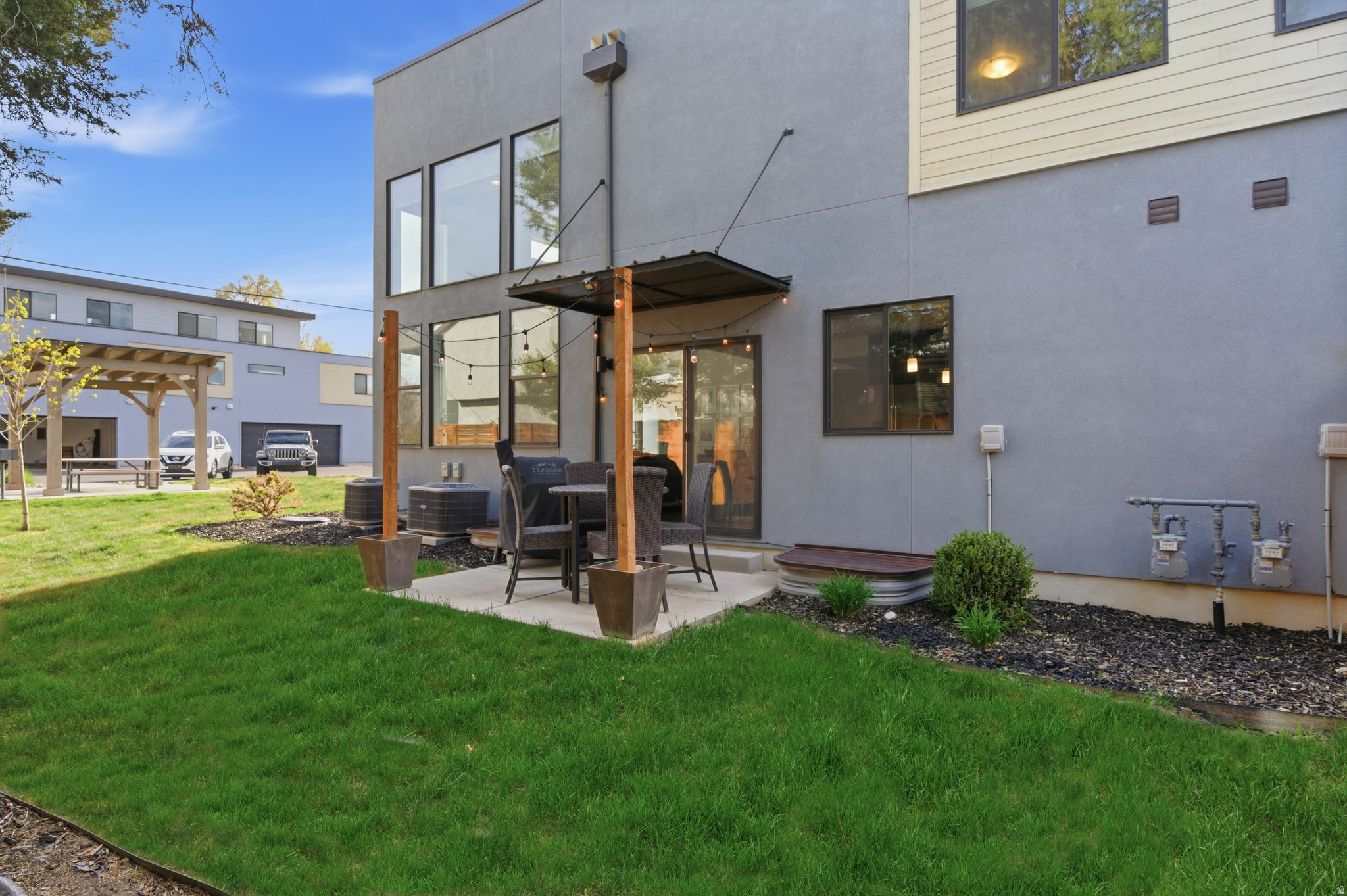 BLEECKER PLACE - Residential