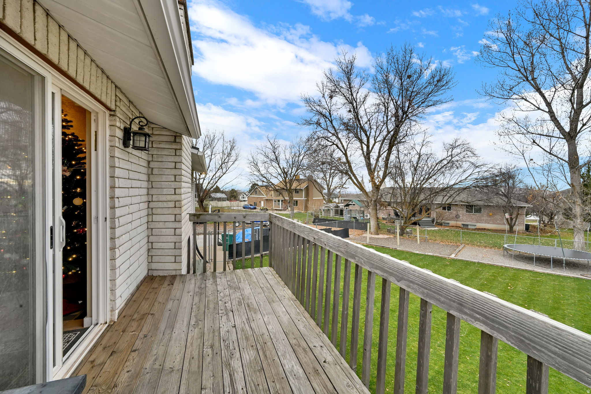 HOLMES HOLLOW - Residential