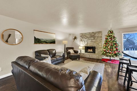 Tiny photo for 1629 E JUNIPER ST, Layton, UT 84040 (MLS # 2127748)