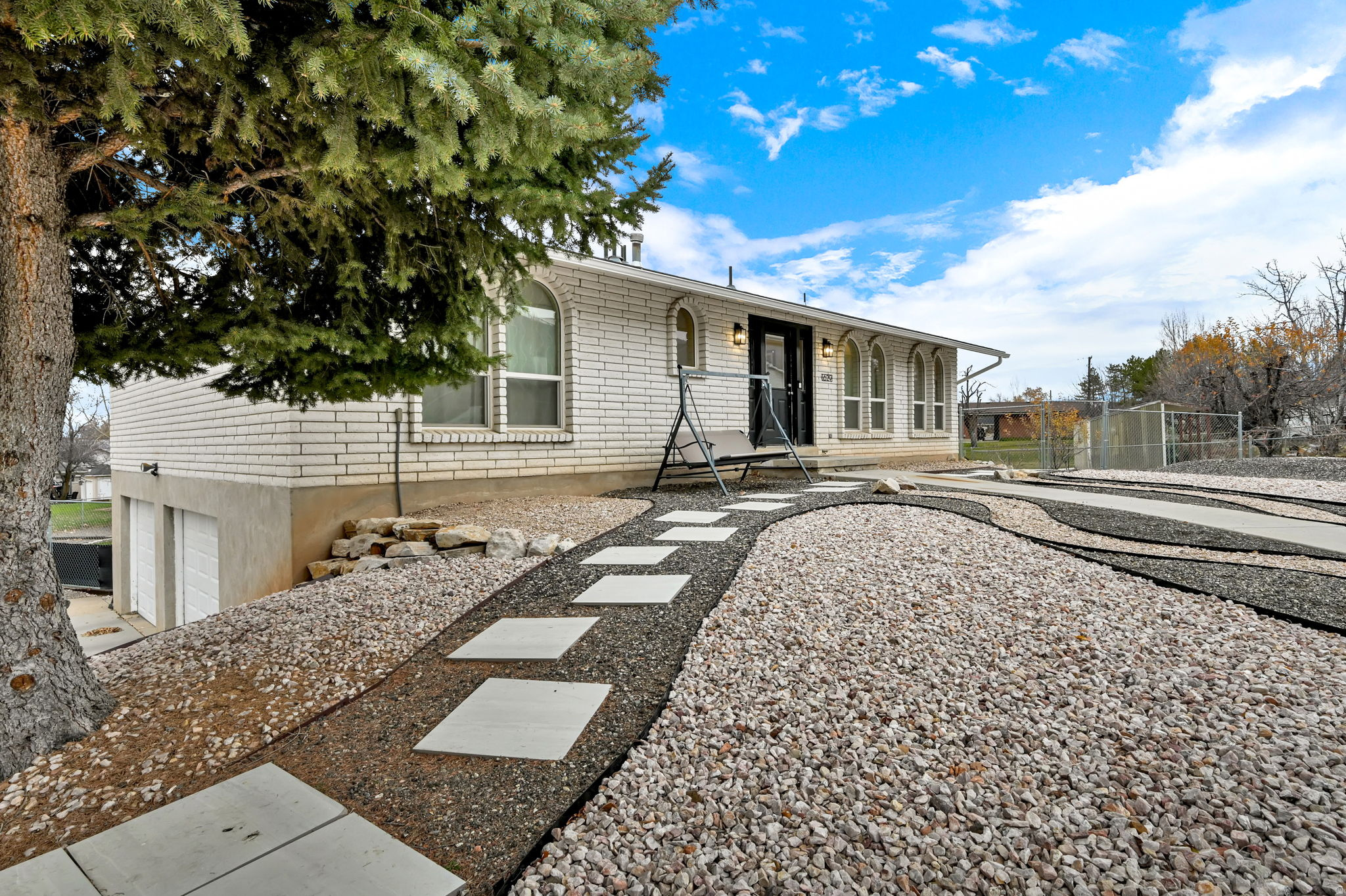 HOLMES HOLLOW - Residential