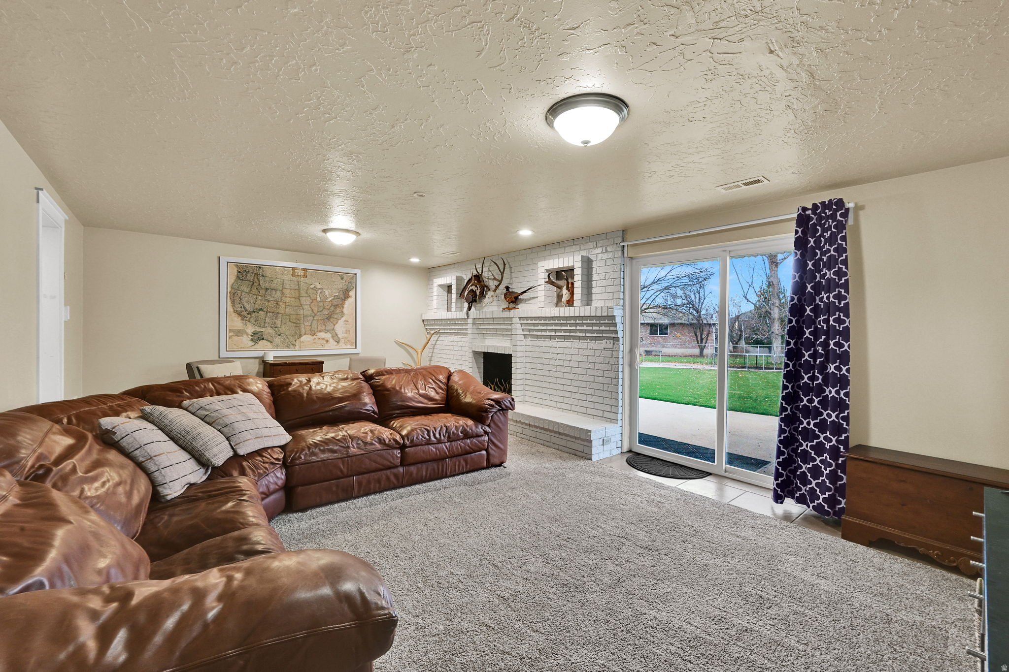 HOLMES HOLLOW - Residential