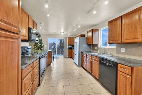 Tiny photo for 1629 E JUNIPER ST, Layton, UT 84040 (MLS # 2127748)