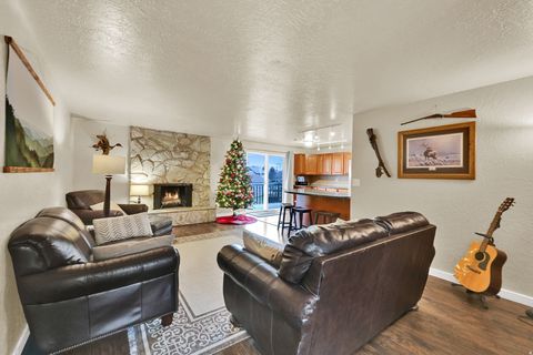 Tiny photo for 1629 E JUNIPER ST, Layton, UT 84040 (MLS # 2127748)