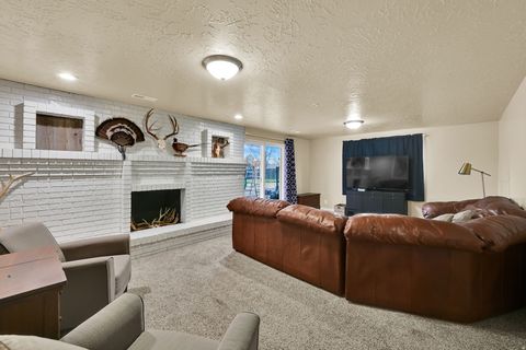 Tiny photo for 1629 E JUNIPER ST, Layton, UT 84040 (MLS # 2127748)