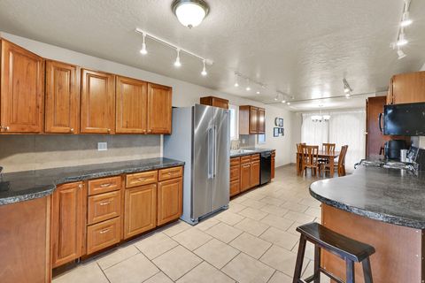 Tiny photo for 1629 E JUNIPER ST, Layton, UT 84040 (MLS # 2127748)