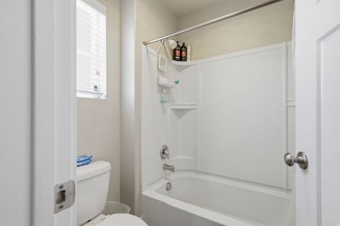 Tiny photo for 825 N 520 E, American Fork, UT 84003 (MLS # 2158612)