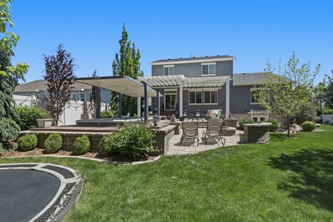 Tiny photo for 825 N 520 E, American Fork, UT 84003 (MLS # 2158612)