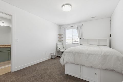Tiny photo for 825 N 520 E, American Fork, UT 84003 (MLS # 2158612)