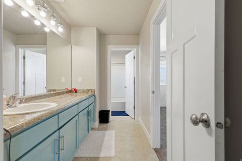 Tiny photo for 825 N 520 E, American Fork, UT 84003 (MLS # 2158612)