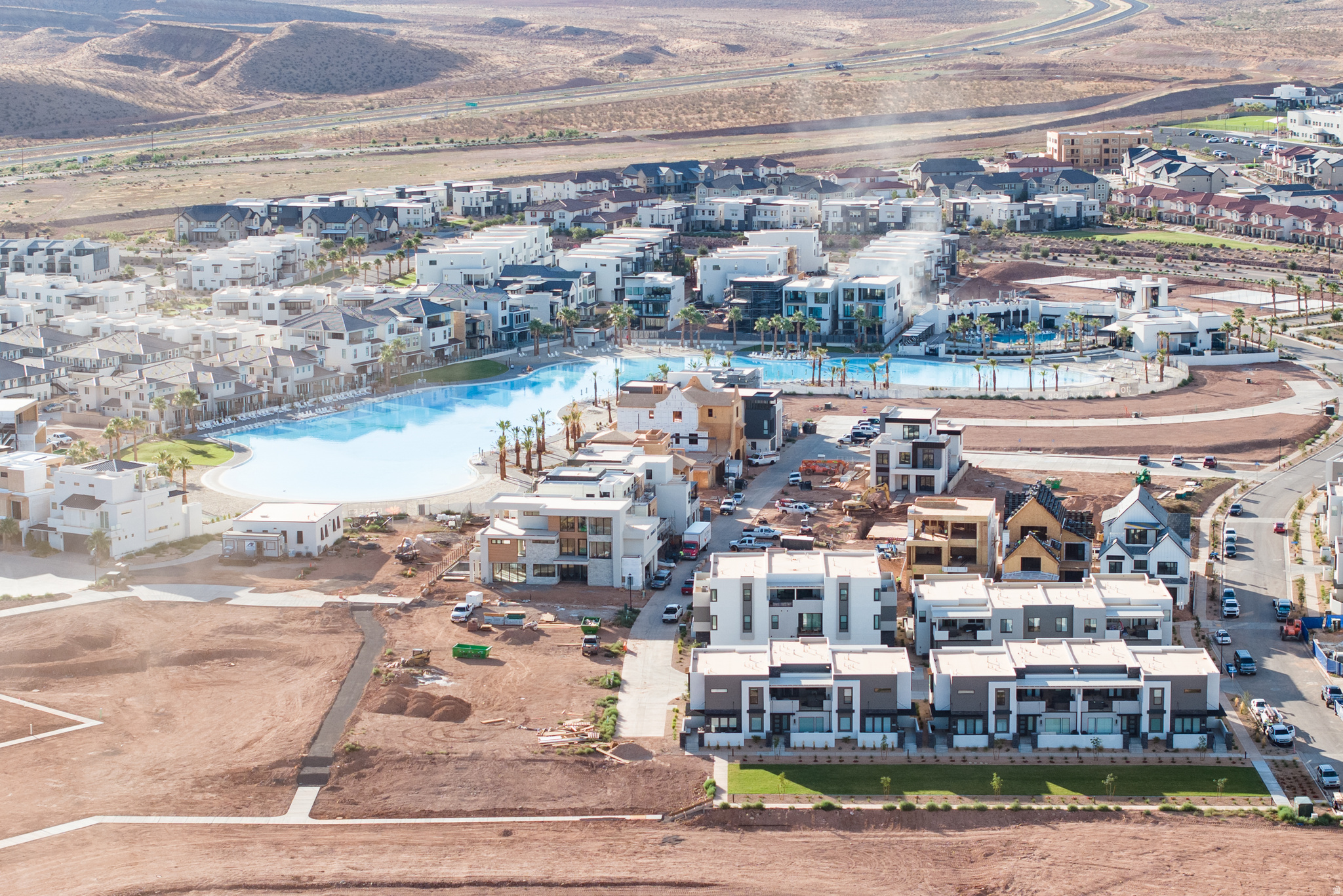 DESERT COLOR RESORT PH 5 - Residential