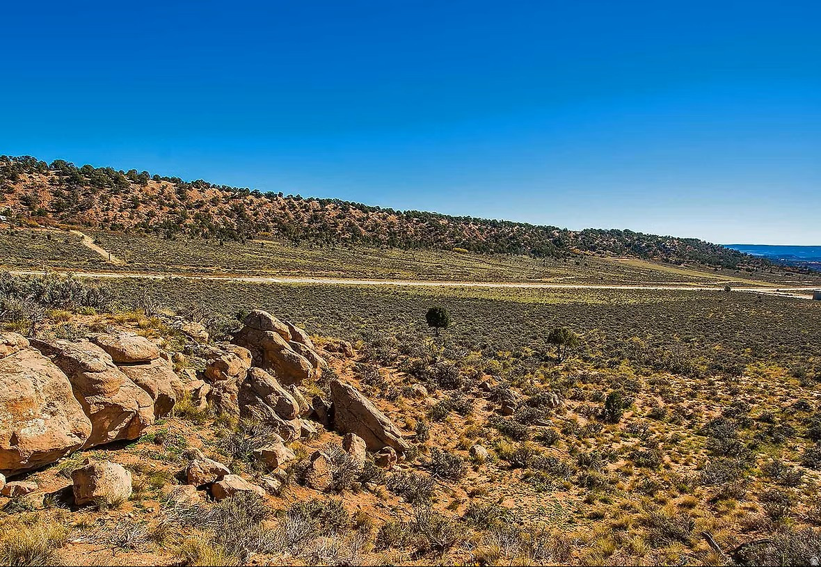 THUNDERRIDGE AIRPARK - Land