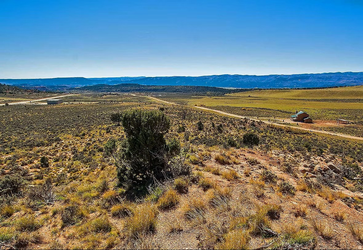 THUNDERRIDGE AIRPARK - Land