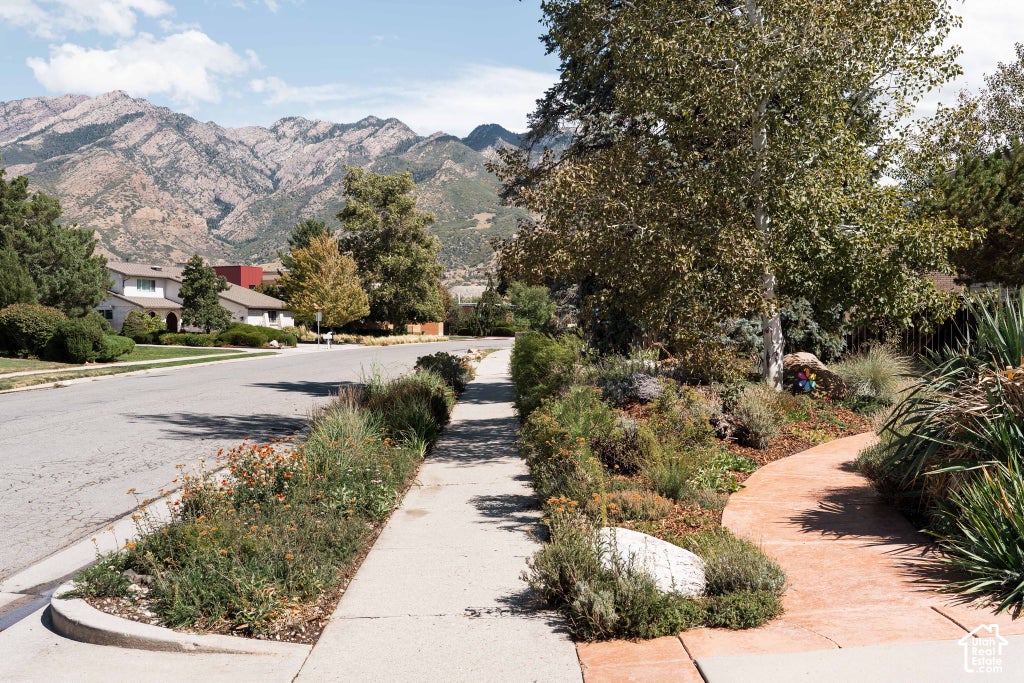 Photo of 2582 E CAVALIER DR S, Cottonwood Heights, UT 84121 (MLS # 2187431)