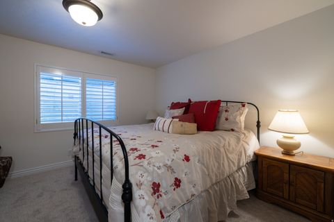 Tiny photo for 9477 S PEACEFUL VIEW WAY, South Jordan, UT 84095 (MLS # 2146075)