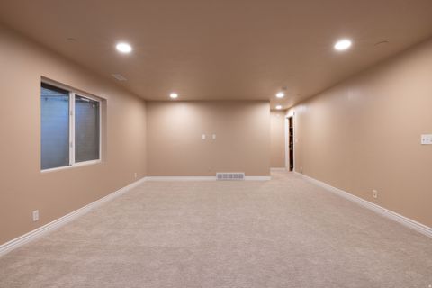 Tiny photo for 9477 S PEACEFUL VIEW WAY, South Jordan, UT 84095 (MLS # 2146075)
