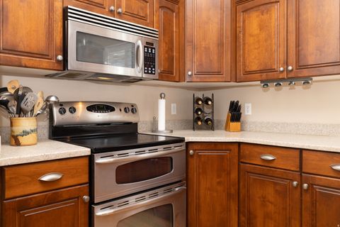 Tiny photo for 9477 S PEACEFUL VIEW WAY, South Jordan, UT 84095 (MLS # 2146075)