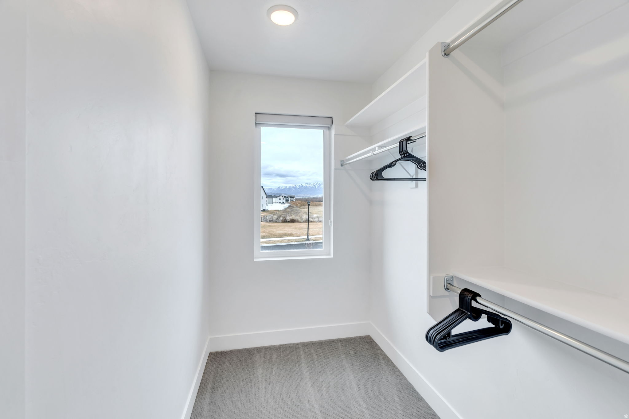 LAKESHORE LANDING - Residential