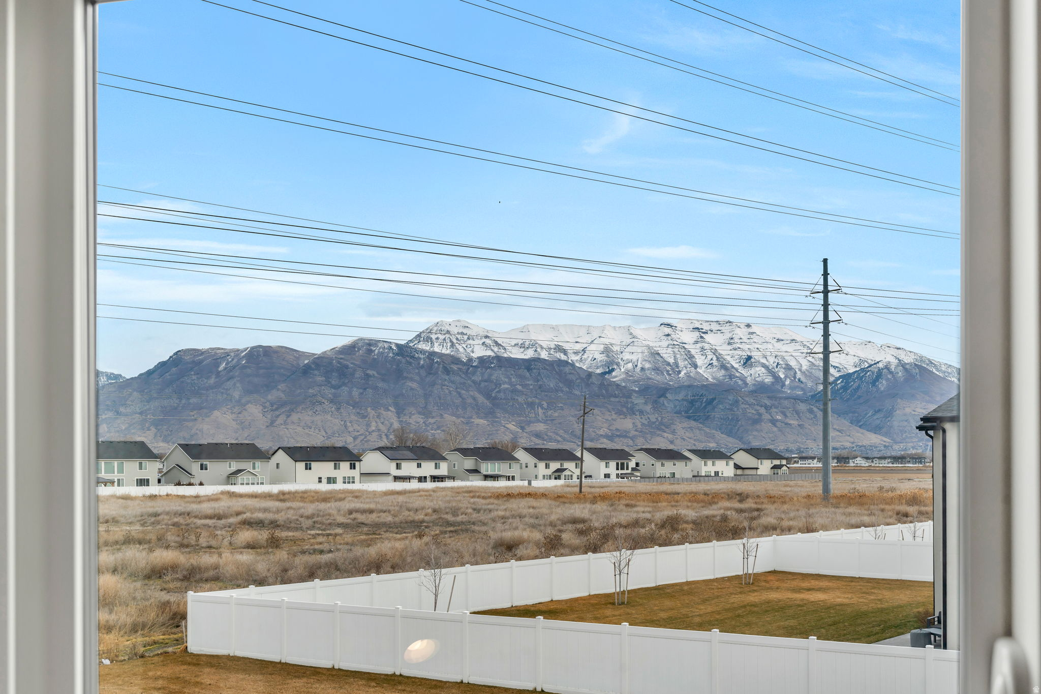 LAKESHORE LANDING - Residential
