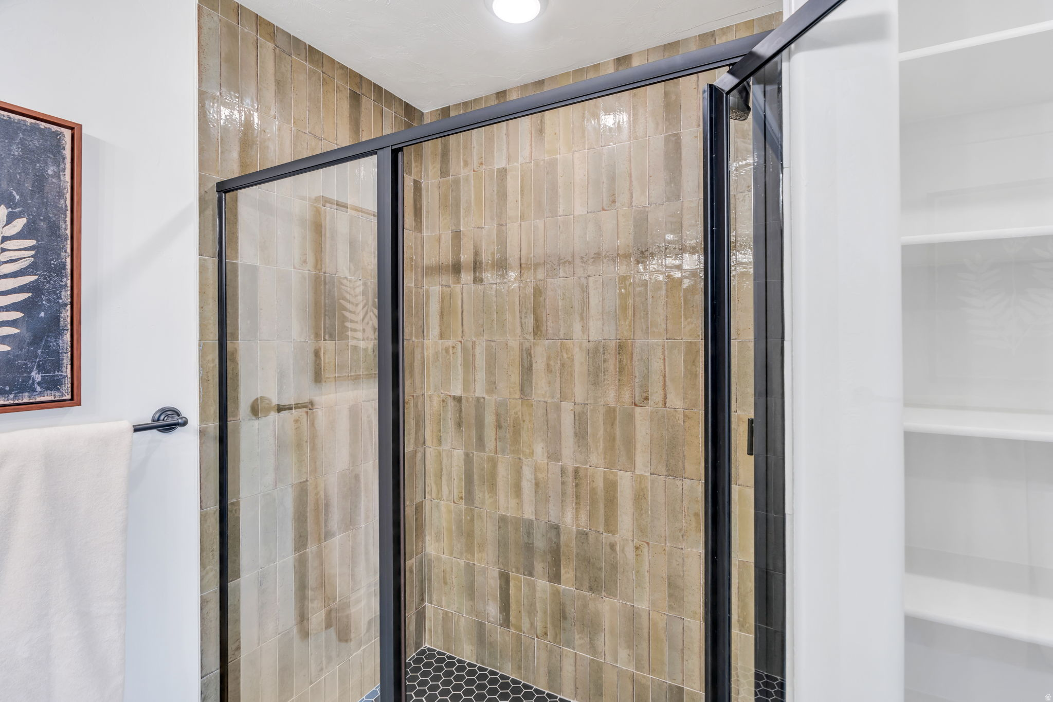 LAKESHORE LANDING - Residential