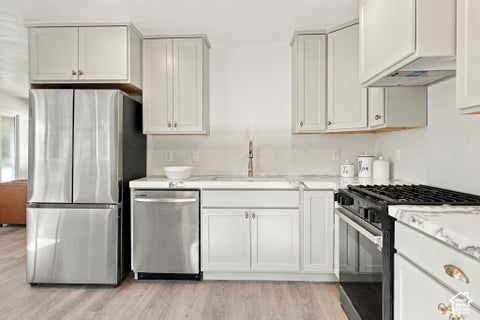 Tiny photo for 2327 S 700 E, Salt Lake City, UT 84106 (MLS # 2191760)