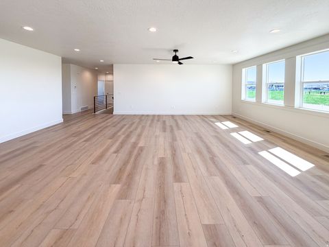 Tiny photo for 2935 W 1200 S, Syracuse, UT 84075 (MLS # 2146274)