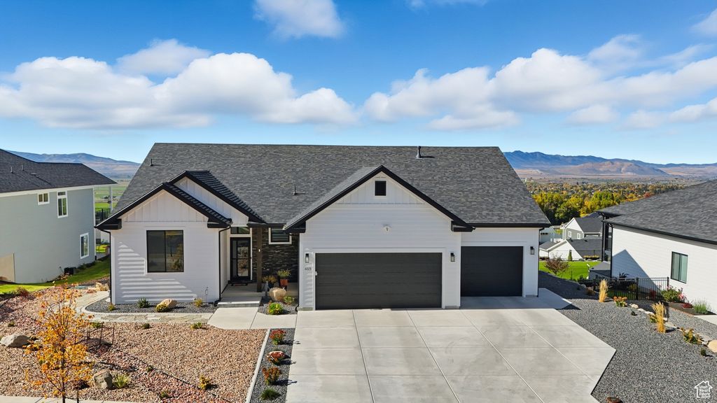 Photo of 653 S 1140 E, Smithfield, UT 84335 (MLS # 2119216)