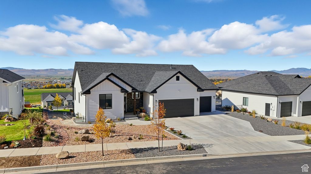 Photo of 653 S 1140 E, Smithfield, UT 84335 (MLS # 2119216)